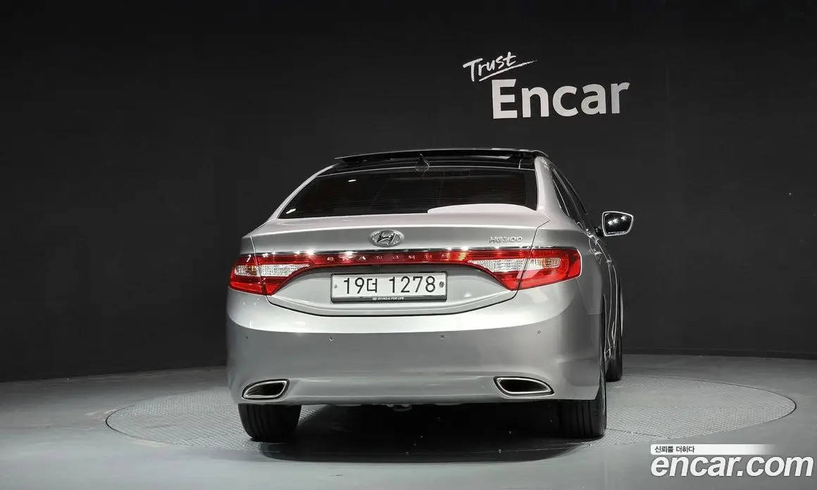 Hyundai Grandeur 2014 3.0 автомат (гидро), фото 4 Hyundai Grandeur 2014 3.0 автомат (гидро), фото 4