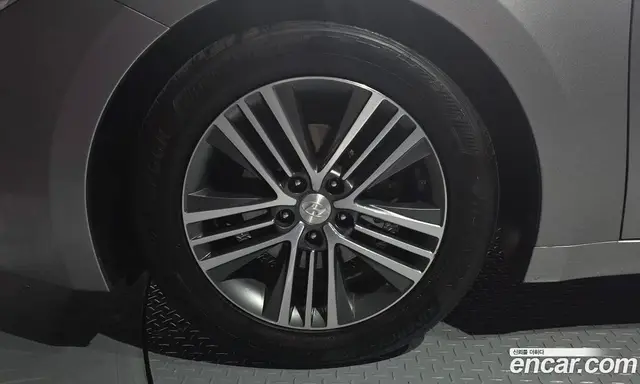 Hyundai Grandeur 2014 3.0 автомат (гидро), миниатюра 5 Hyundai Grandeur 2014 3.0 автомат (гидро), миниатюра 5