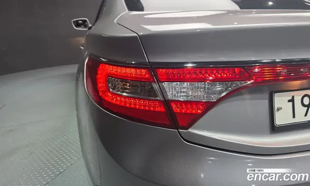 Hyundai Grandeur 2014 3.0 автомат (гидро), миниатюра 9 Hyundai Grandeur 2014 3.0 автомат (гидро), миниатюра 9