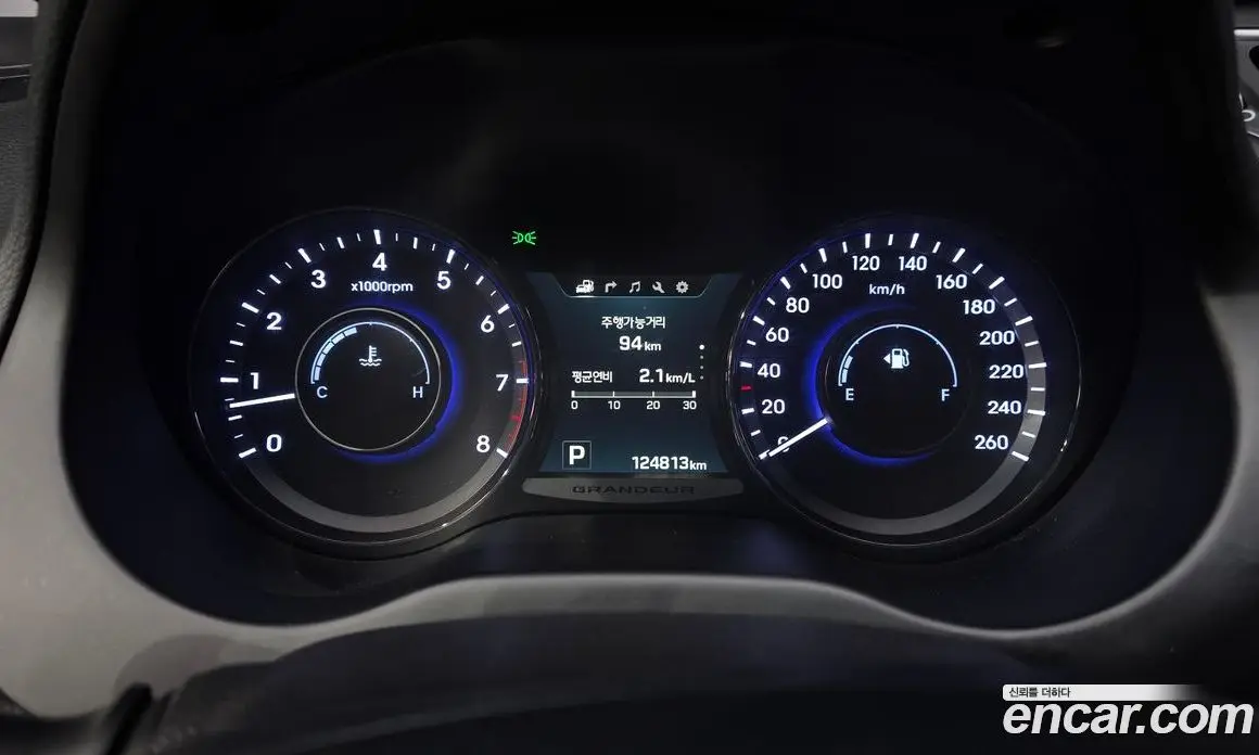 Hyundai Grandeur 2015 3.0 автомат (гидро), фото 8
