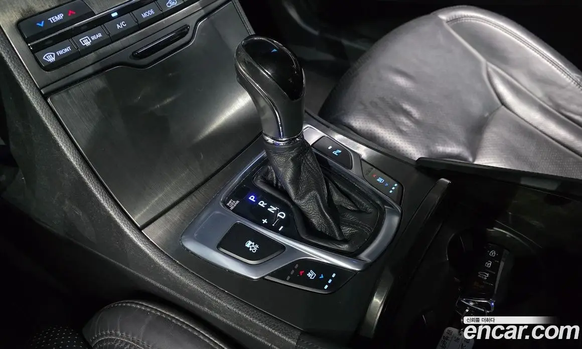 Hyundai Grandeur 2015 3.0 автомат (гидро), фото 9