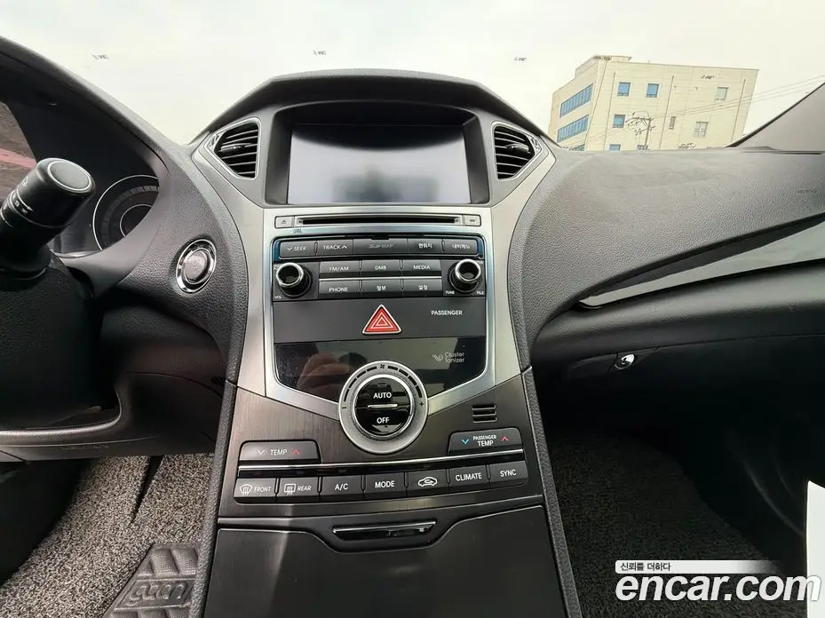 Hyundai Grandeur 2015 3.0 автомат (гидро), фото 12
