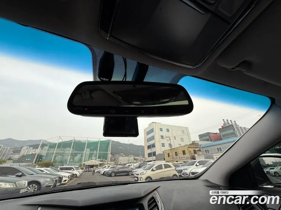 Hyundai Grandeur 2015 3.0 автомат (гидро), фото 18
