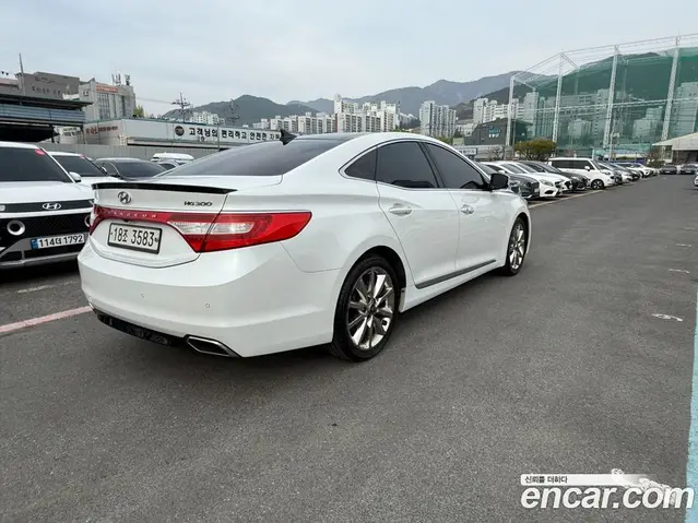 Hyundai Grandeur 2015 3.0 автомат (гидро), миниатюра 4