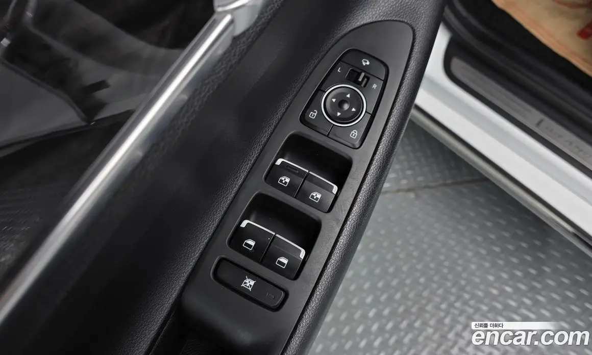 Hyundai Grandeur 2016 2.4 автомат (гидро), фото 11