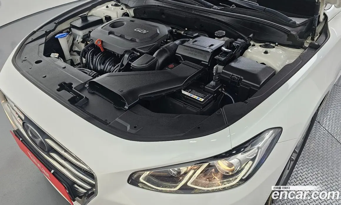 Hyundai Grandeur 2016 2.4 автомат (гидро), фото 6
