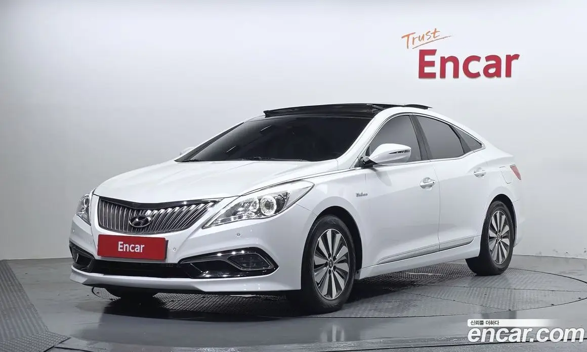 Hyundai Grandeur 2016 2.4 автомат (гидро), фото 1 Hyundai Grandeur 2016 2.4 автомат (гидро), фото 1