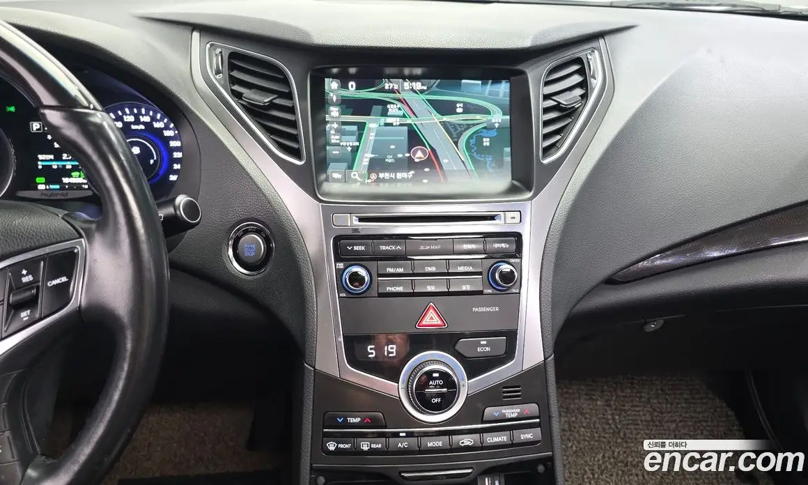Hyundai Grandeur 2016 2.4 автомат (гидро), фото 14 Hyundai Grandeur 2016 2.4 автомат (гидро), фото 14