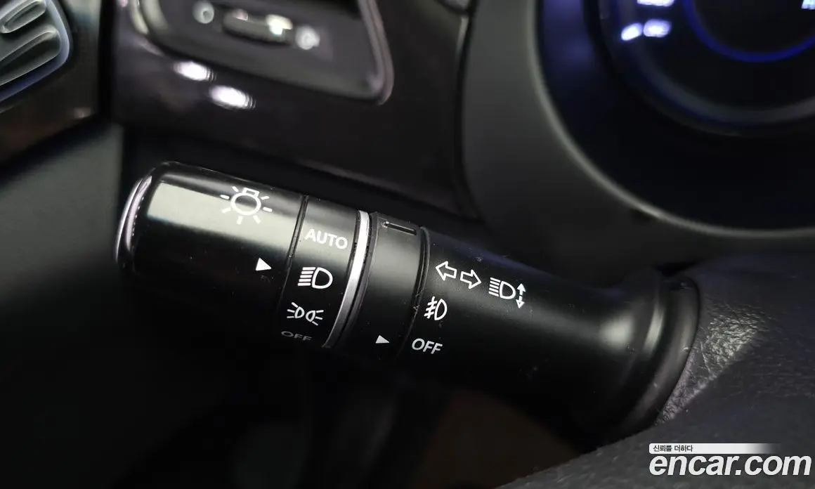 Hyundai Grandeur 2016 2.4 автомат (гидро), фото 20 Hyundai Grandeur 2016 2.4 автомат (гидро), фото 20