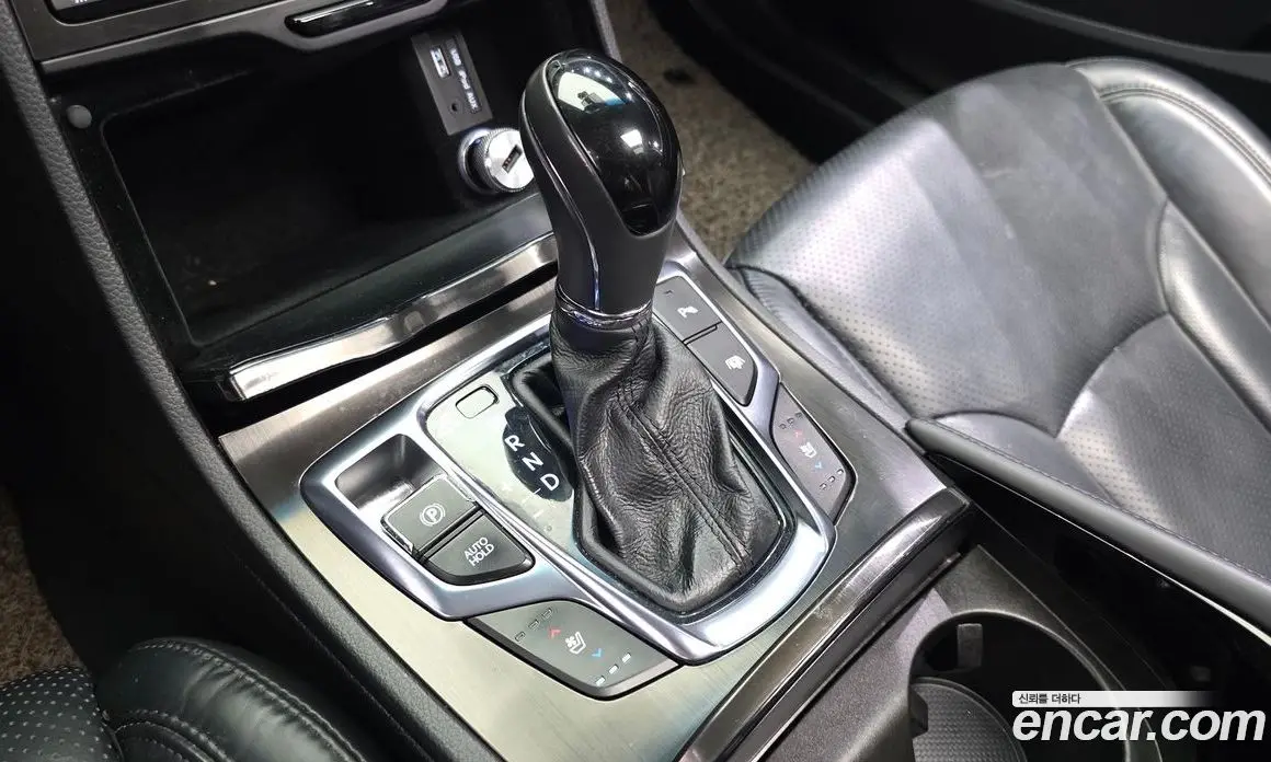 Hyundai Grandeur 2016 2.4 автомат (гидро), фото 9 Hyundai Grandeur 2016 2.4 автомат (гидро), фото 9