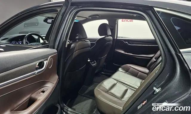 Hyundai Grandeur 2017 2.4 автомат (гидро), миниатюра 11 Hyundai Grandeur 2017 2.4 автомат (гидро), миниатюра 11