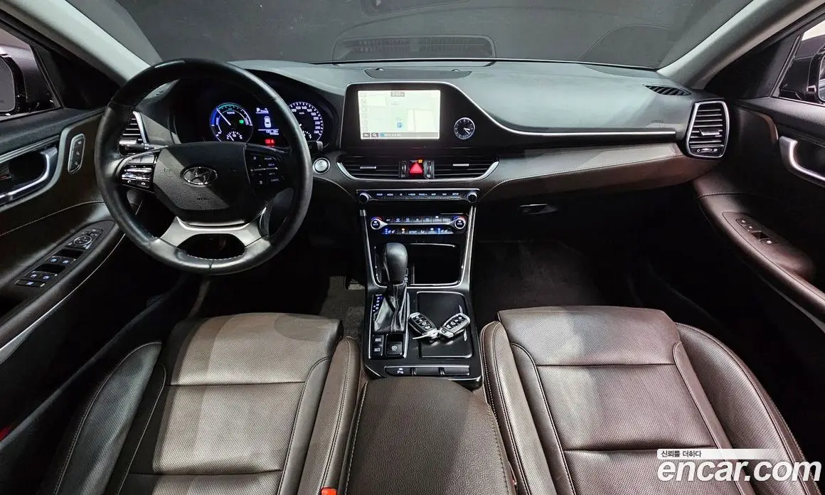 Hyundai Grandeur 2017 2.4 автомат (гидро), фото 7 Hyundai Grandeur 2017 2.4 автомат (гидро), фото 7