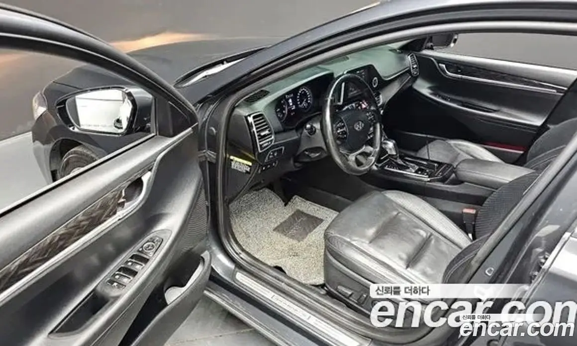 Hyundai Grandeur 2017 3.0 автомат (гидро), фото 12 Hyundai Grandeur 2017 3.0 автомат (гидро), фото 12