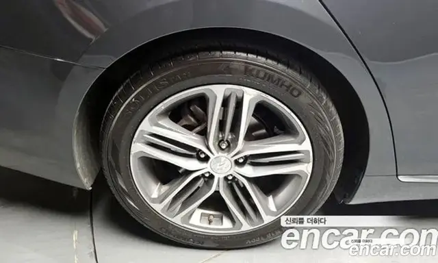 Hyundai Grandeur 2017 3.0 автомат (гидро), миниатюра 5 Hyundai Grandeur 2017 3.0 автомат (гидро), миниатюра 5