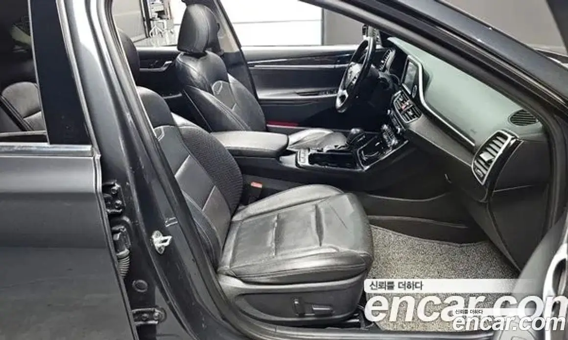 Hyundai Grandeur 2017 3.0 автомат (гидро), фото 10 Hyundai Grandeur 2017 3.0 автомат (гидро), фото 10
