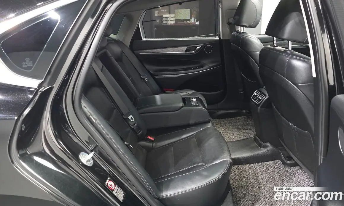 Hyundai Grandeur 2017 3.0 автомат (гидро), фото 12