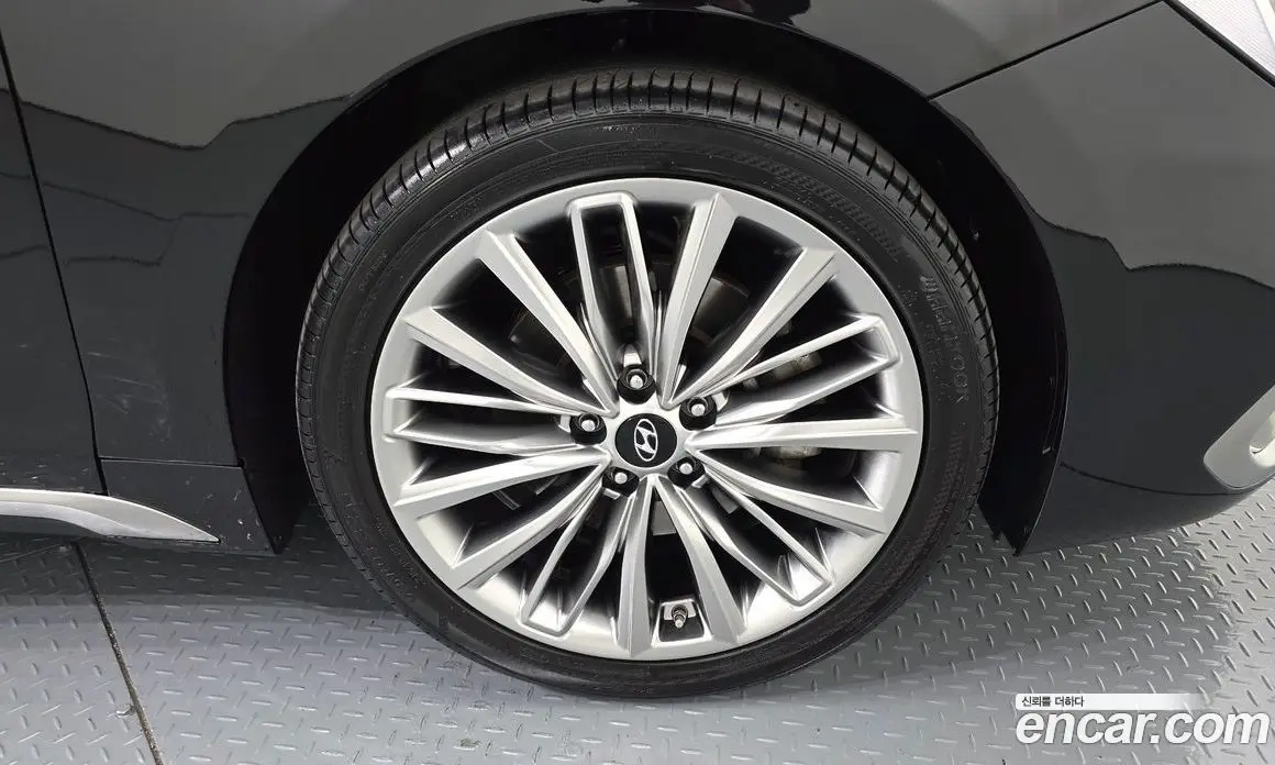 Hyundai Grandeur 2017 3.0 автомат (гидро), фото 5