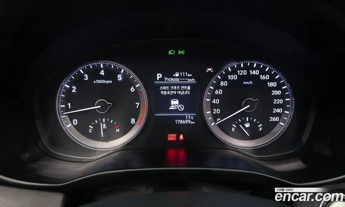 Hyundai Grandeur 2017 3.0 автомат (гидро), фото 8