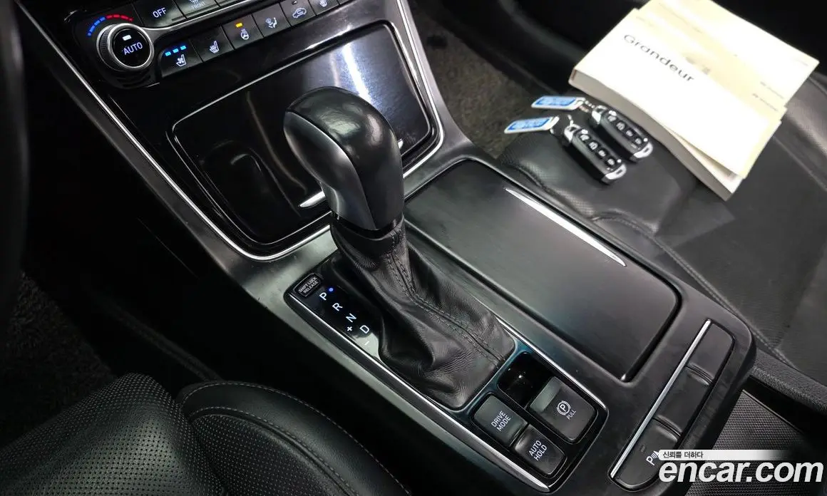 Hyundai Grandeur 2017 3.0 автомат (гидро), фото 9