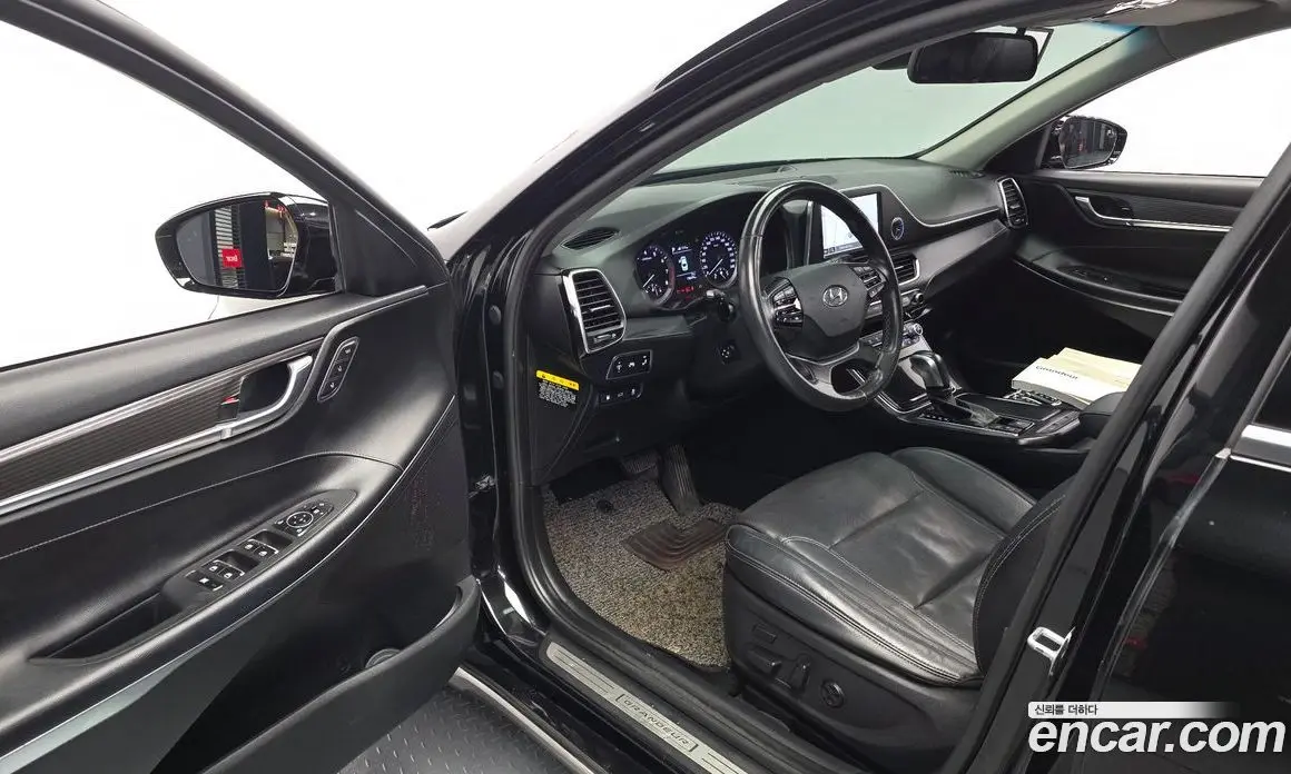 Hyundai Grandeur 2017 3.0 автомат (гидро), фото 10