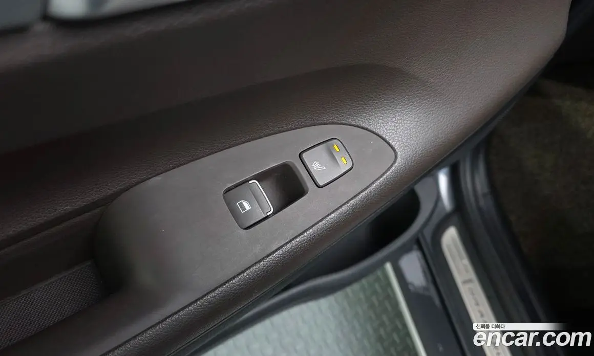 Hyundai Grandeur 2018 2.4 автомат (гидро), фото 18