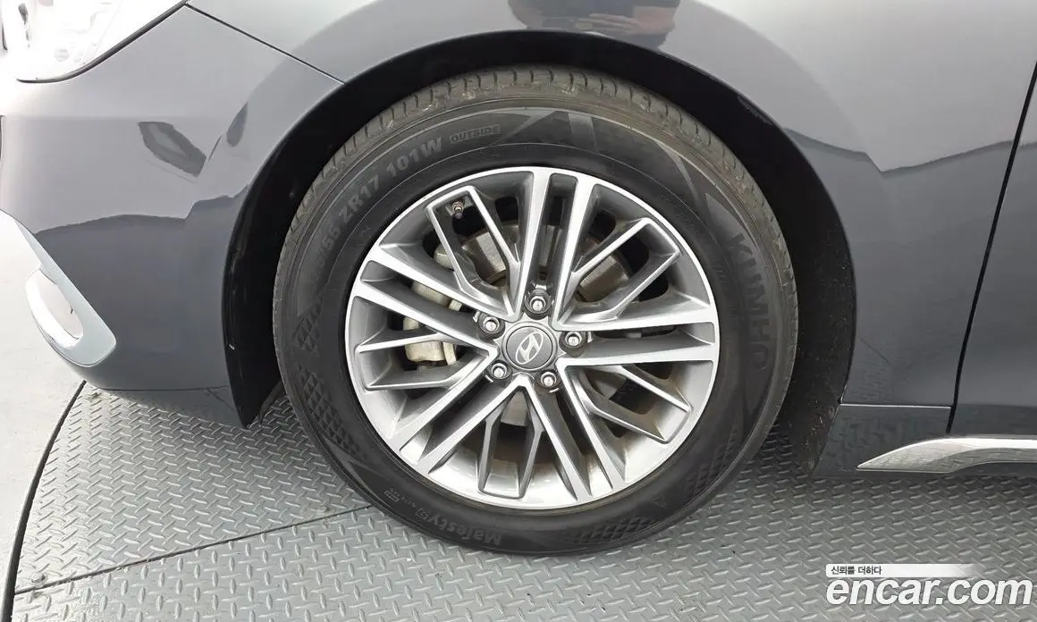 Hyundai Grandeur 2018 2.4 автомат (гидро), фото 5