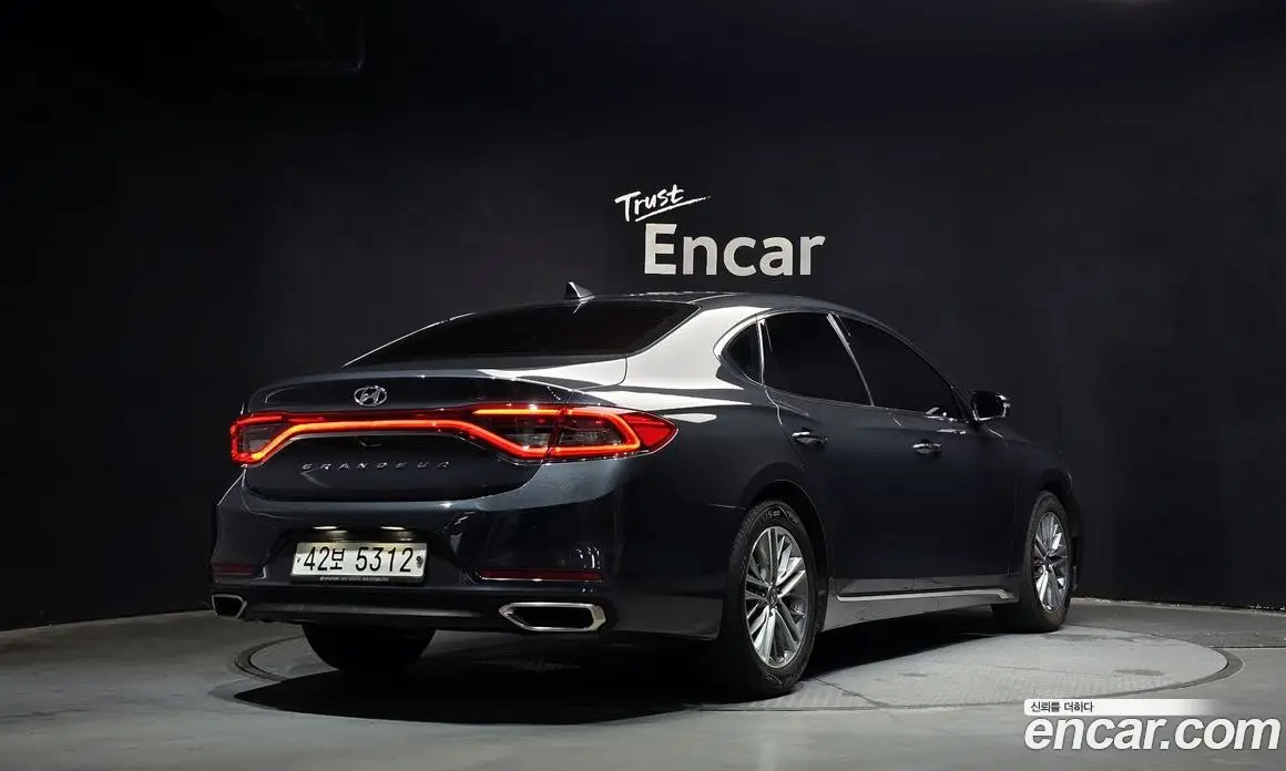 Hyundai Grandeur 2018 2.4 автомат (гидро), фото 2 Hyundai Grandeur 2018 2.4 автомат (гидро), фото 2
