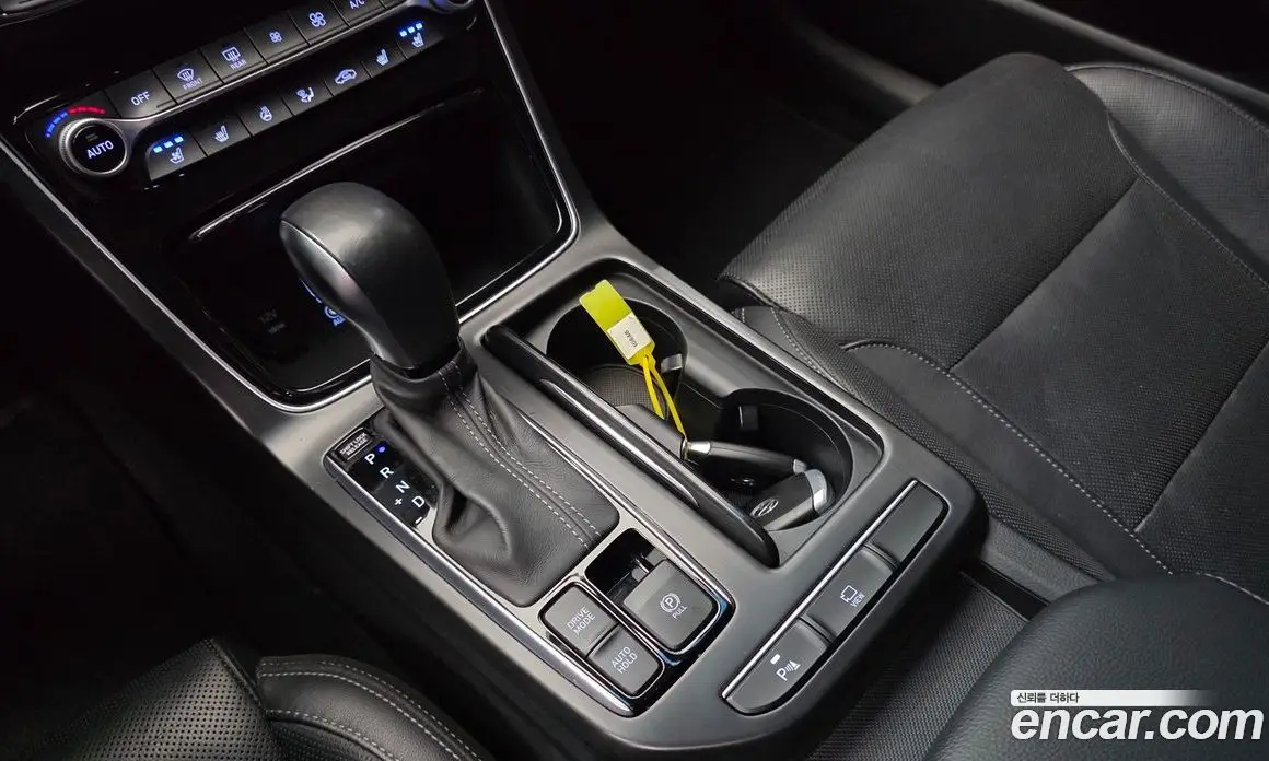 Hyundai Grandeur 2018 2.4 автомат (гидро), фото 12 Hyundai Grandeur 2018 2.4 автомат (гидро), фото 12