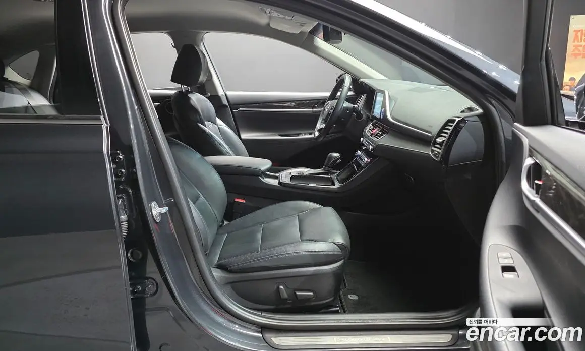 Hyundai Grandeur 2018 2.4 автомат (гидро), фото 16 Hyundai Grandeur 2018 2.4 автомат (гидро), фото 16