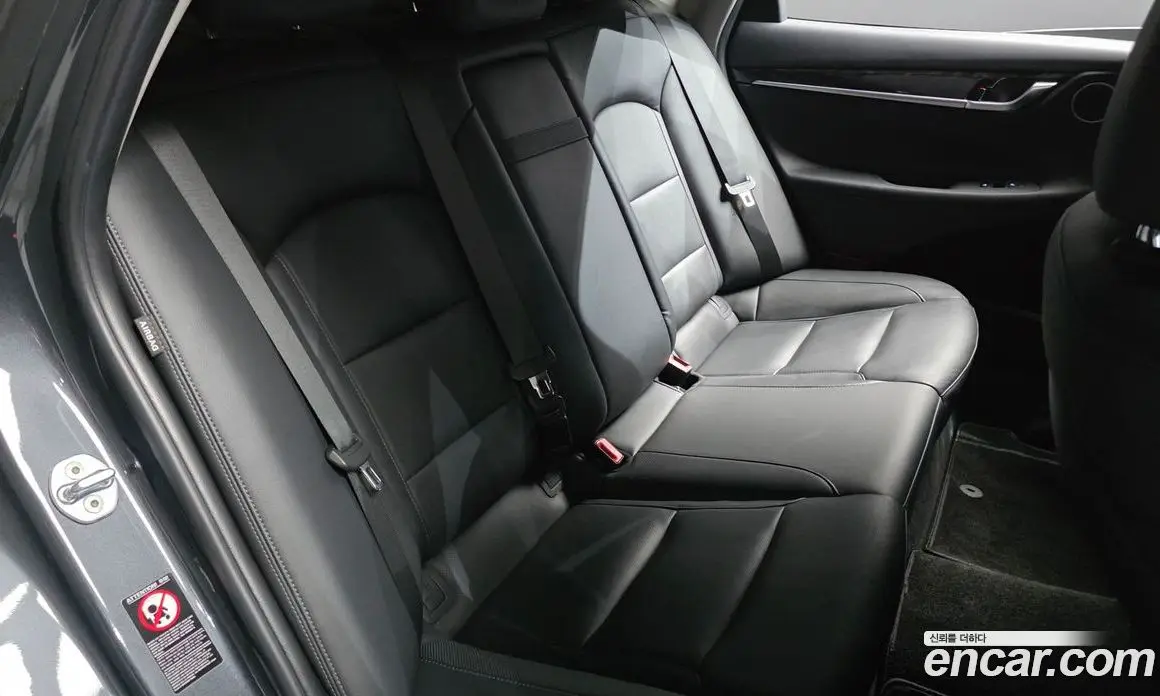 Hyundai Grandeur 2018 2.4 автомат (гидро), фото 17 Hyundai Grandeur 2018 2.4 автомат (гидро), фото 17