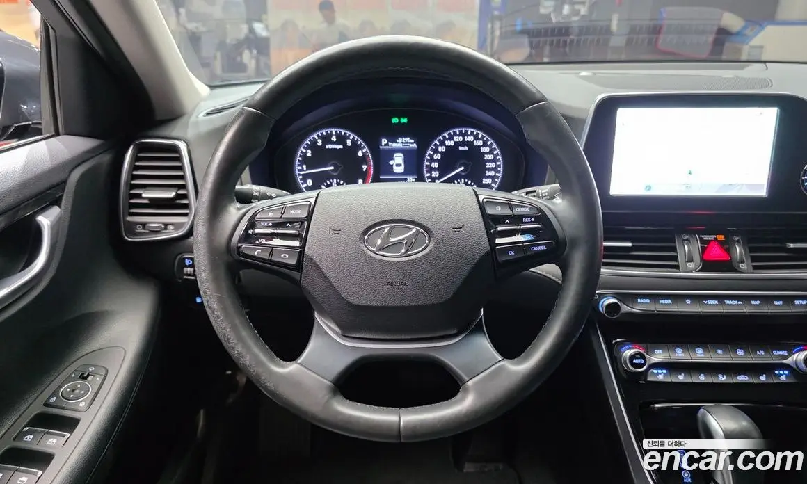 Hyundai Grandeur 2018 2.4 автомат (гидро), фото 19 Hyundai Grandeur 2018 2.4 автомат (гидро), фото 19