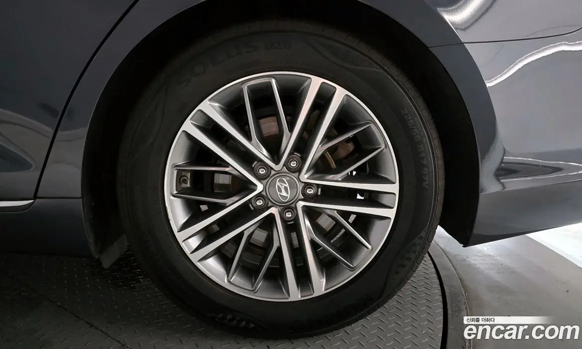 Hyundai Grandeur 2018 2.4 автомат (гидро), фото 7 Hyundai Grandeur 2018 2.4 автомат (гидро), фото 7