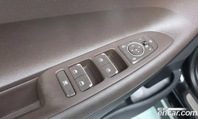 Hyundai Grandeur 2018 2.4 автомат (гидро), миниатюра 12
