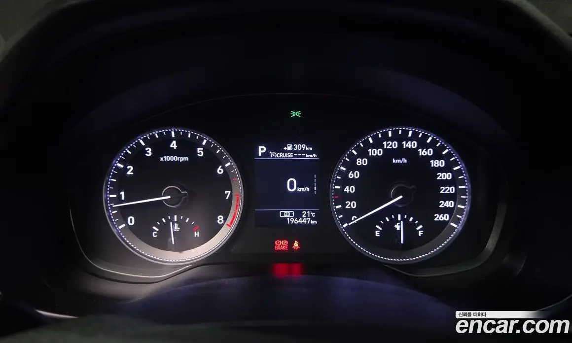 Hyundai Grandeur 2018 2.4 автомат (гидро), фото 8 Hyundai Grandeur 2018 2.4 автомат (гидро), фото 8
