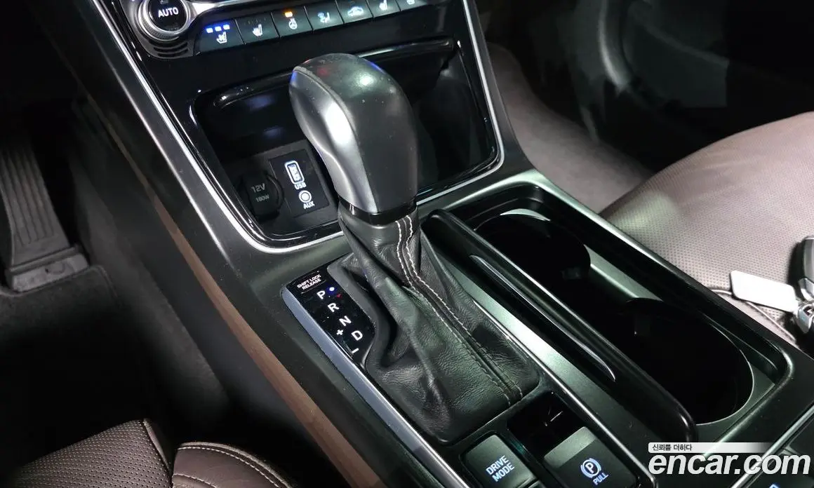 Hyundai Grandeur 2018 2.4 автомат (гидро), фото 9 Hyundai Grandeur 2018 2.4 автомат (гидро), фото 9
