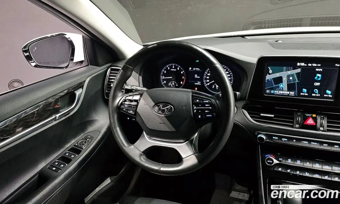 Hyundai Grandeur 2019 2.4 автомат (гидро), фото 20 Hyundai Grandeur 2019 2.4 автомат (гидро), фото 20