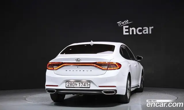 Hyundai Grandeur 2019 2.4 автомат (гидро), миниатюра 4 Hyundai Grandeur 2019 2.4 автомат (гидро), миниатюра 4