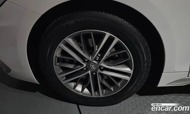 Hyundai Grandeur 2019 2.4 автомат (гидро), миниатюра 5 Hyundai Grandeur 2019 2.4 автомат (гидро), миниатюра 5