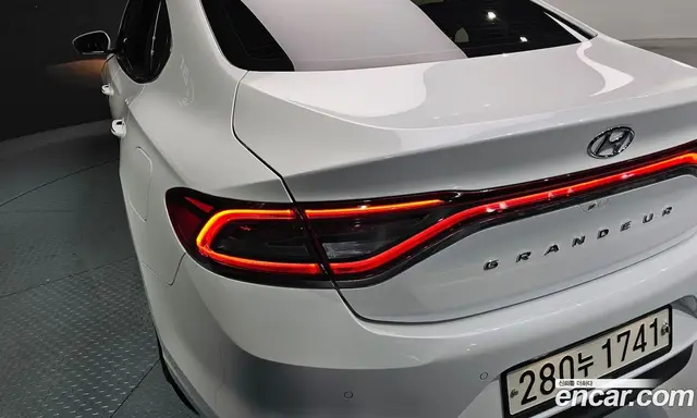 Hyundai Grandeur 2019 2.4 автомат (гидро), миниатюра 9 Hyundai Grandeur 2019 2.4 автомат (гидро), миниатюра 9