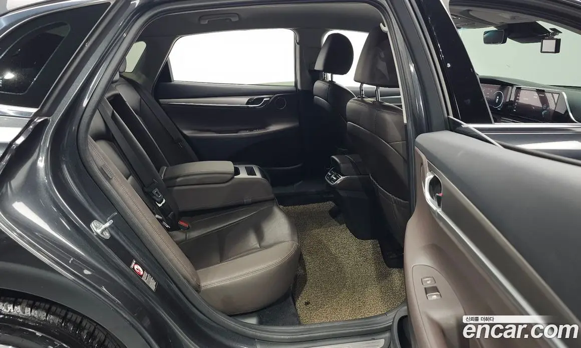 Hyundai Grandeur 2020 2.5 автомат (гидро), фото 11