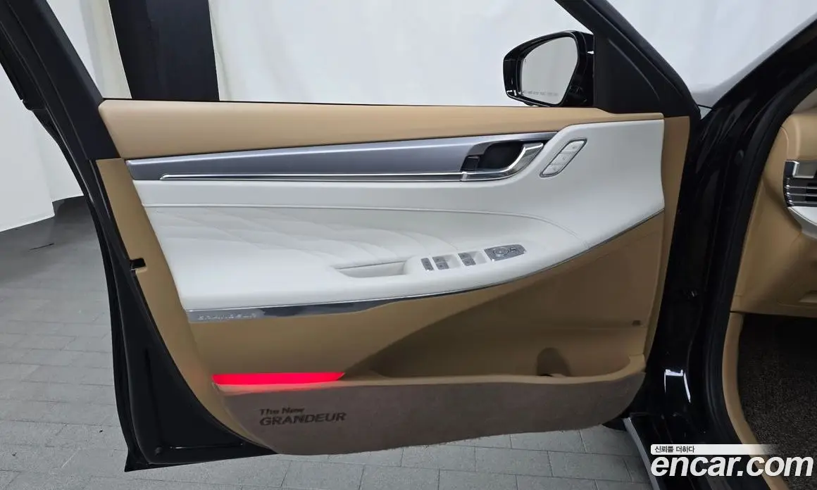 Hyundai Grandeur 2020 3.3 автомат (гидро), фото 13