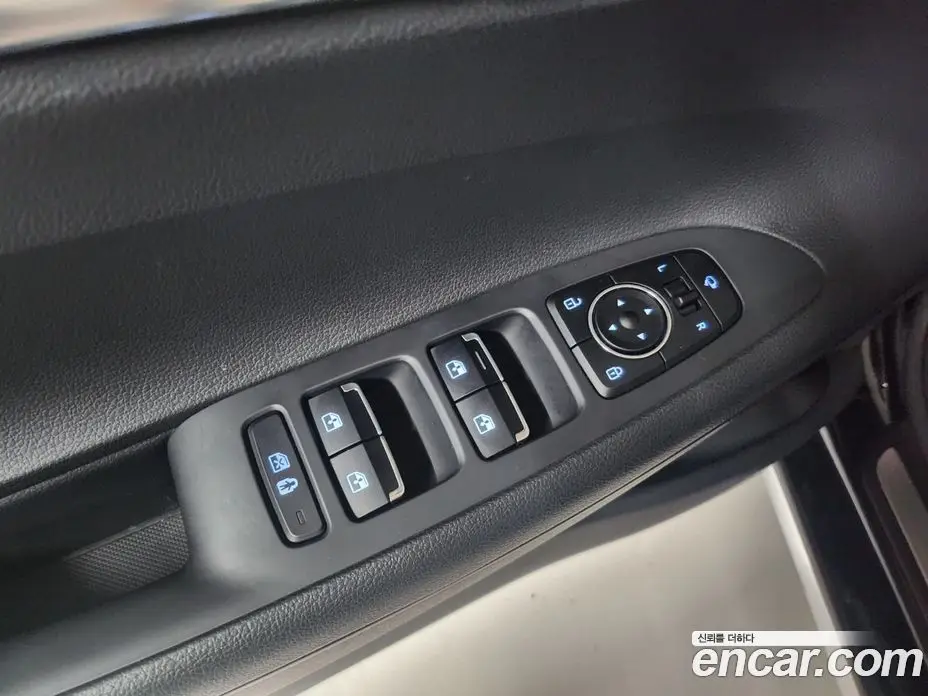 Hyundai Grandeur 2021 2.4 автомат (гидро), фото 9