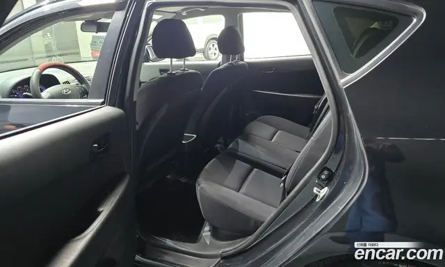 Hyundai i30 2009 1.6 автомат (гидро), миниатюра 11