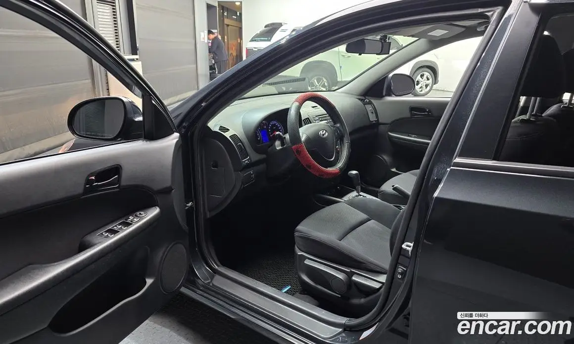 Hyundai i30 2009 1.6 автомат (гидро), фото 10
