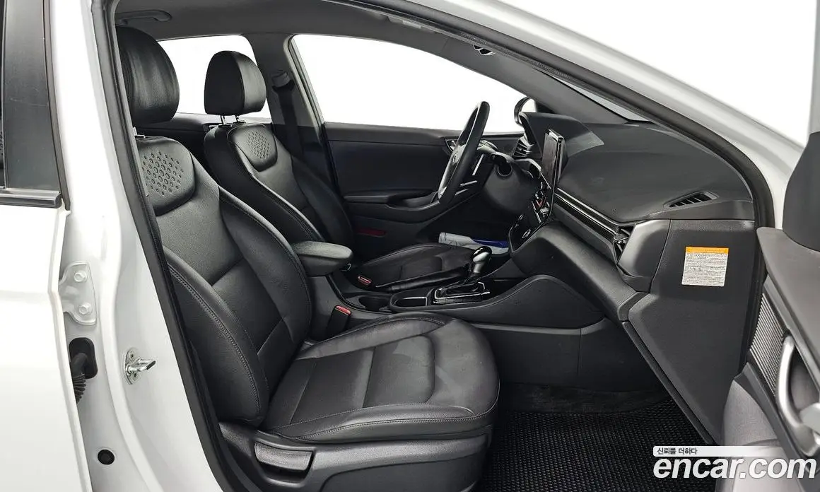Hyundai Ioniq 2019 1.6 автомат (гидро), фото 11 Hyundai Ioniq 2019 1.6 автомат (гидро), фото 11