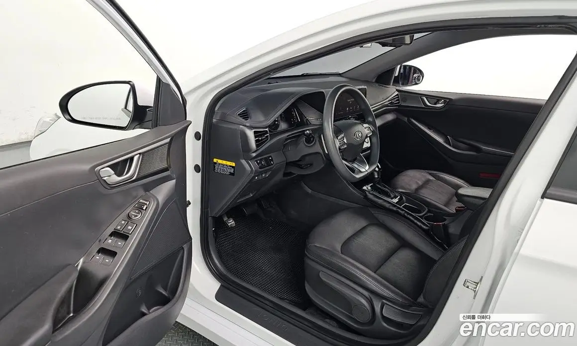 Hyundai Ioniq 2019 1.6 автомат (гидро), фото 10 Hyundai Ioniq 2019 1.6 автомат (гидро), фото 10