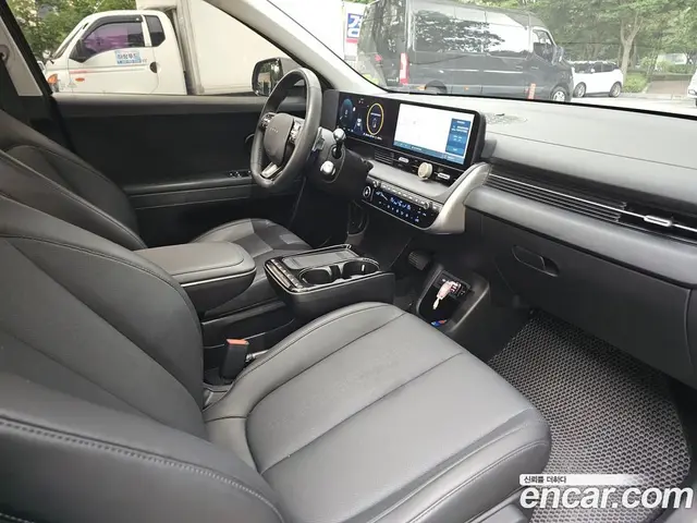 Hyundai Ioniq 5 2024 автомат (гидро), миниатюра 12