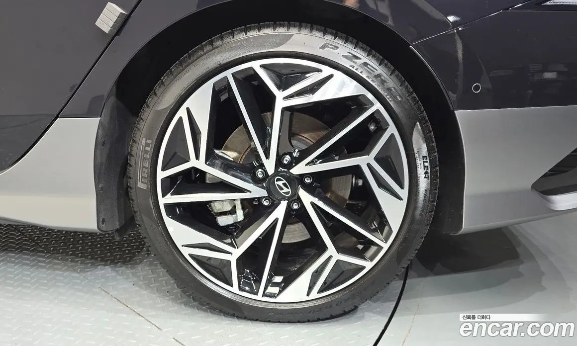 Hyundai Ioniq 6 2023 0.1 автомат (гидро), фото 6