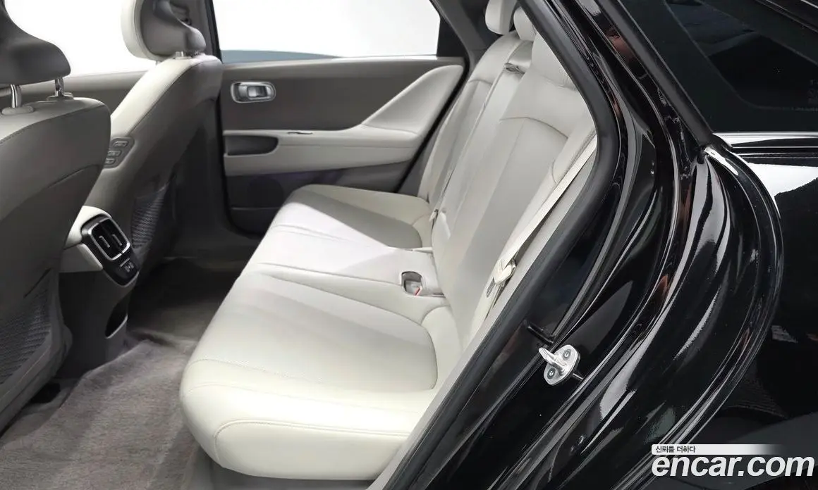 Hyundai Ioniq 6 2023 0.1 автомат (гидро), фото 16