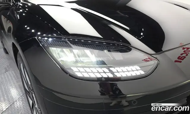 Hyundai Ioniq 6 2023 0.1 автомат (гидро), миниатюра 8